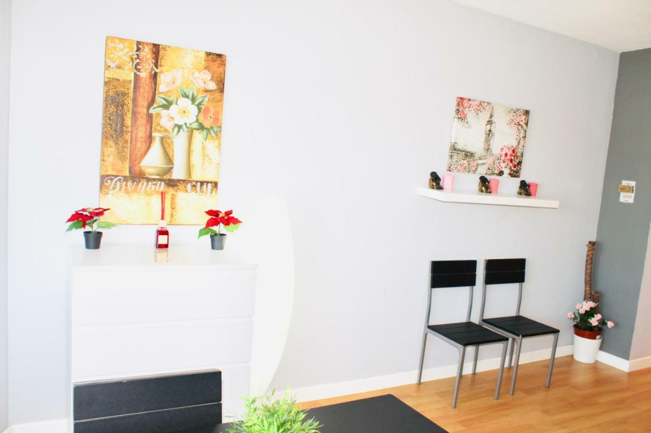 Resitur 532 Apartment Sevilla Bagian luar foto