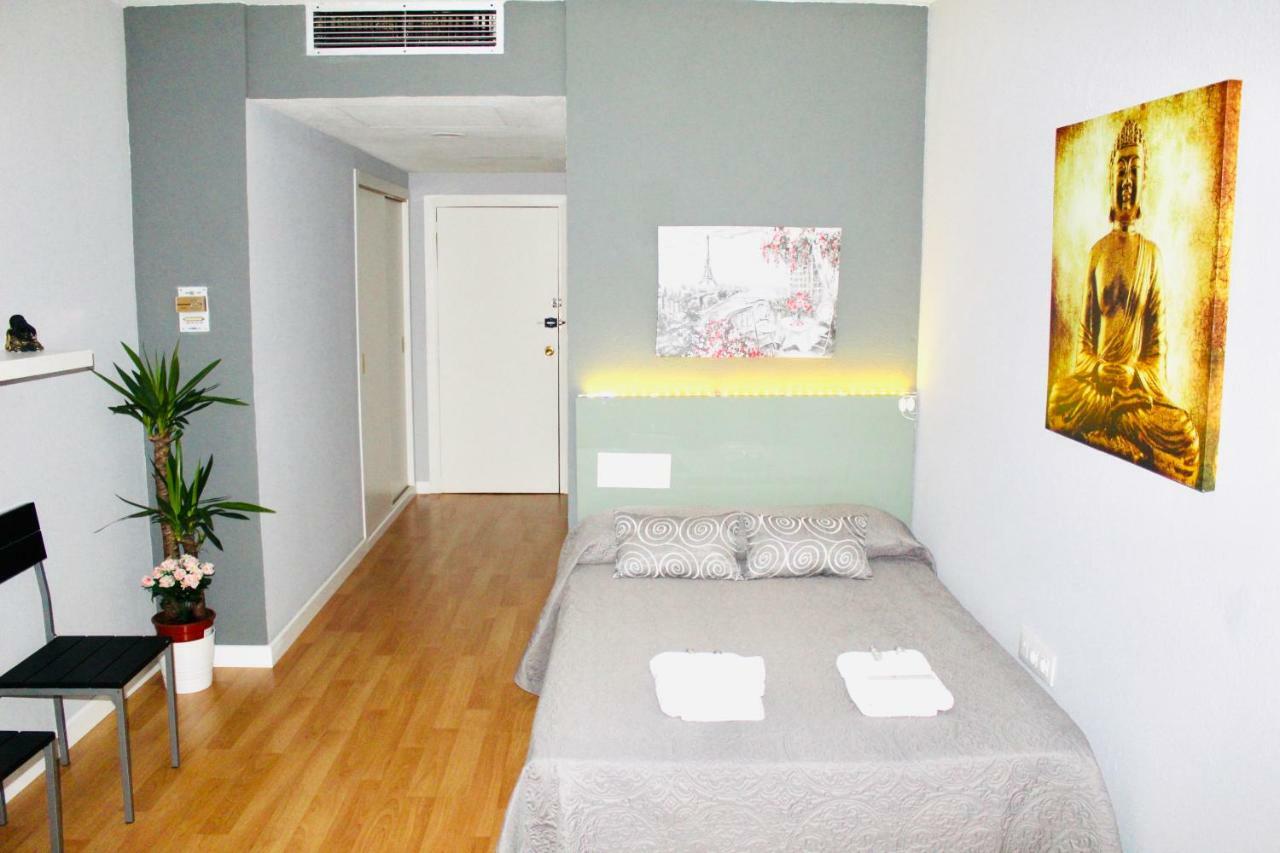 Resitur 532 Apartment Sevilla Bagian luar foto