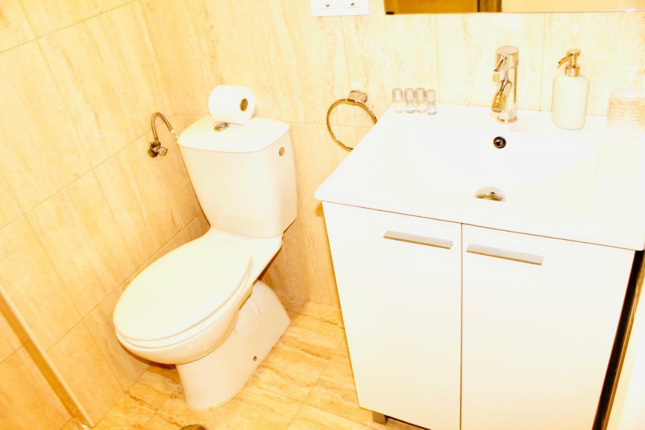Resitur 532 Apartment Sevilla Bagian luar foto